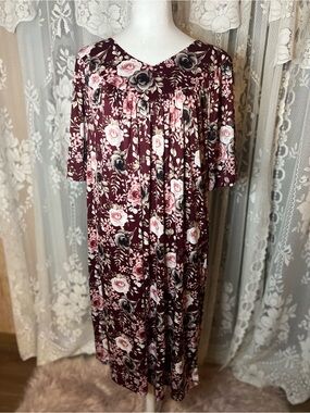 Women’s Floral Nightgown in Burgundy with Pink Rose Print XL